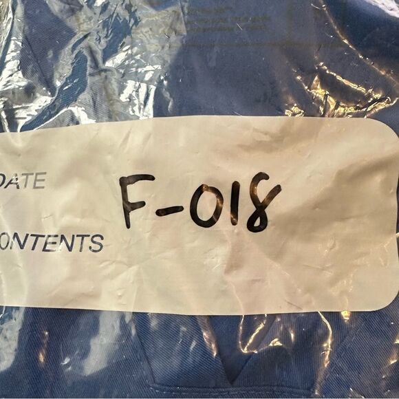 Figs Technical Collection SS‎ Royal Blue Scrub Top in Size Small - Picture 6 of 6